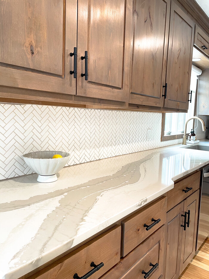 White Quartz Countertops, How To Get Wine Out Of Countertops