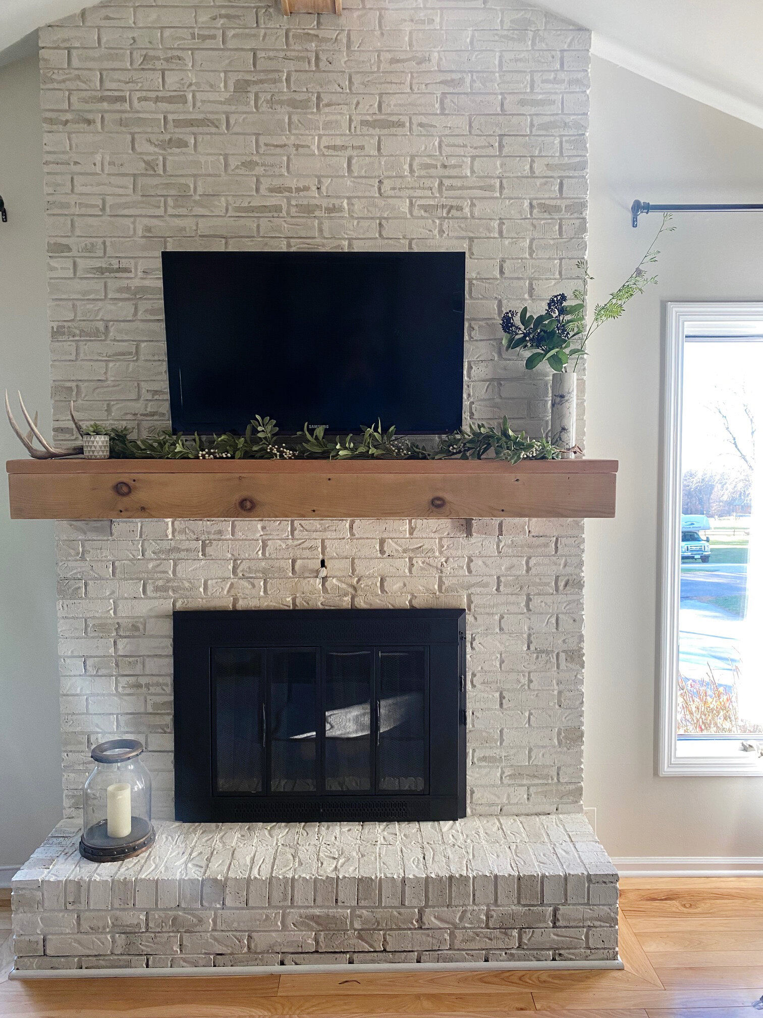 My Painted Brick Fireplace Diy Tutorial, Best Paint For Brick Fireplace Surround
