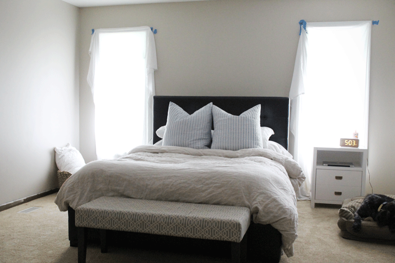 bedroom-layout-how-to-arrange-furniture-3.png