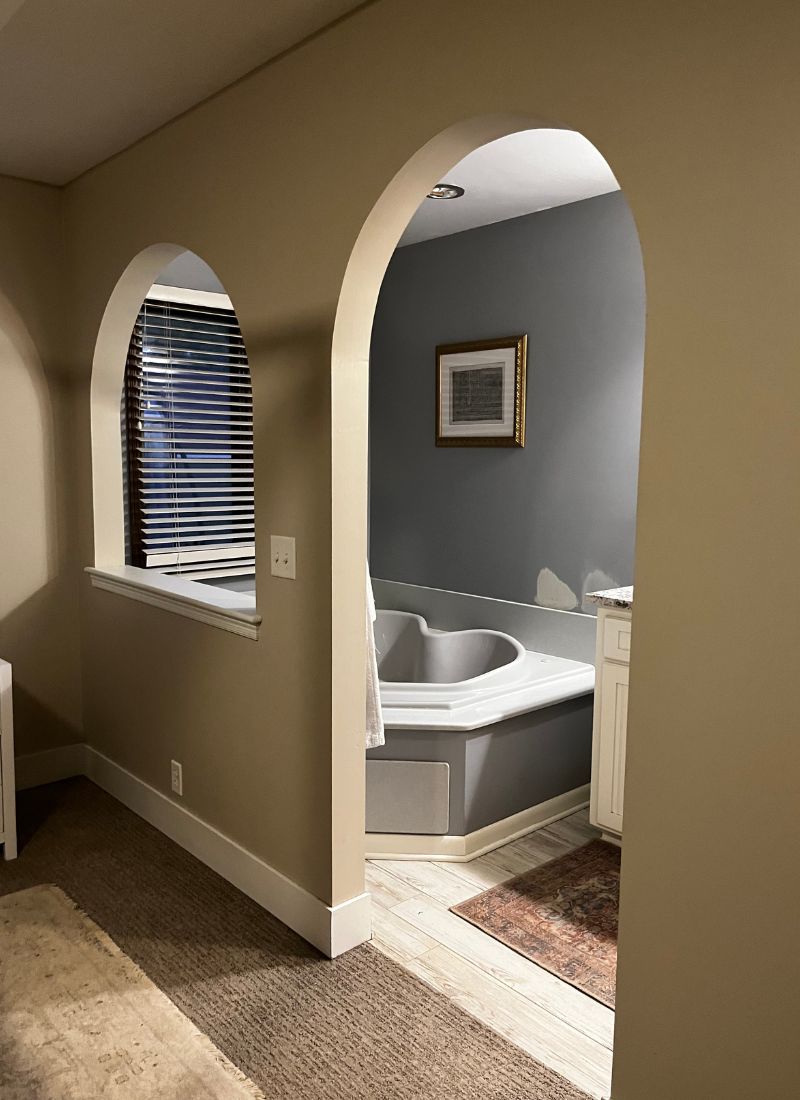 My Modern Gray and White Bathroom Decor | 5 Gorgeous White and Gray Bathroom Ideas - Amanda ...